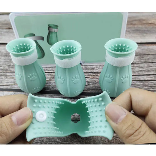 Cat Claw Protector – Adjustable Silicone Paw Covers for Safe Grooming & Scratch Prevention